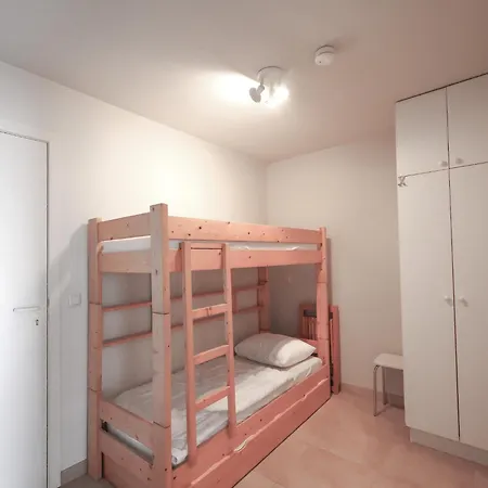 In Koksijde Near Sandy Beaches Апартаменты