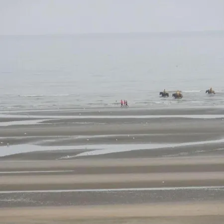 Апартаменты In Koksijde Near Sandy Beaches