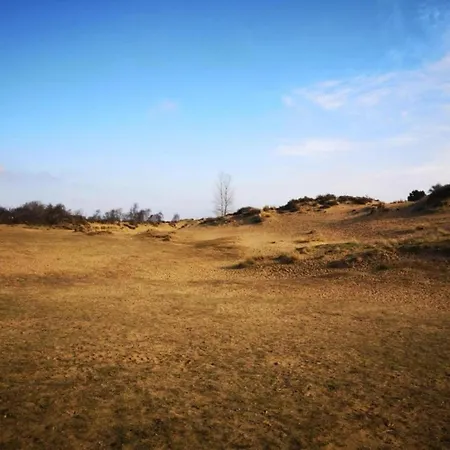 In Koksijde Near Sandy Beaches Апартаменты *