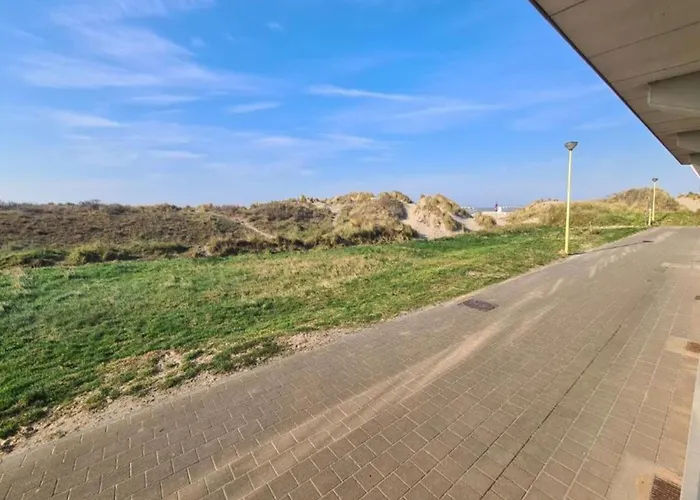 In Koksijde Near Sandy Beaches Apartment *