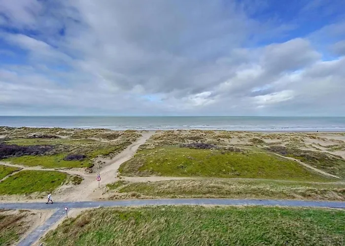 In Koksijde Near Sandy Beaches * Oostduinkerke